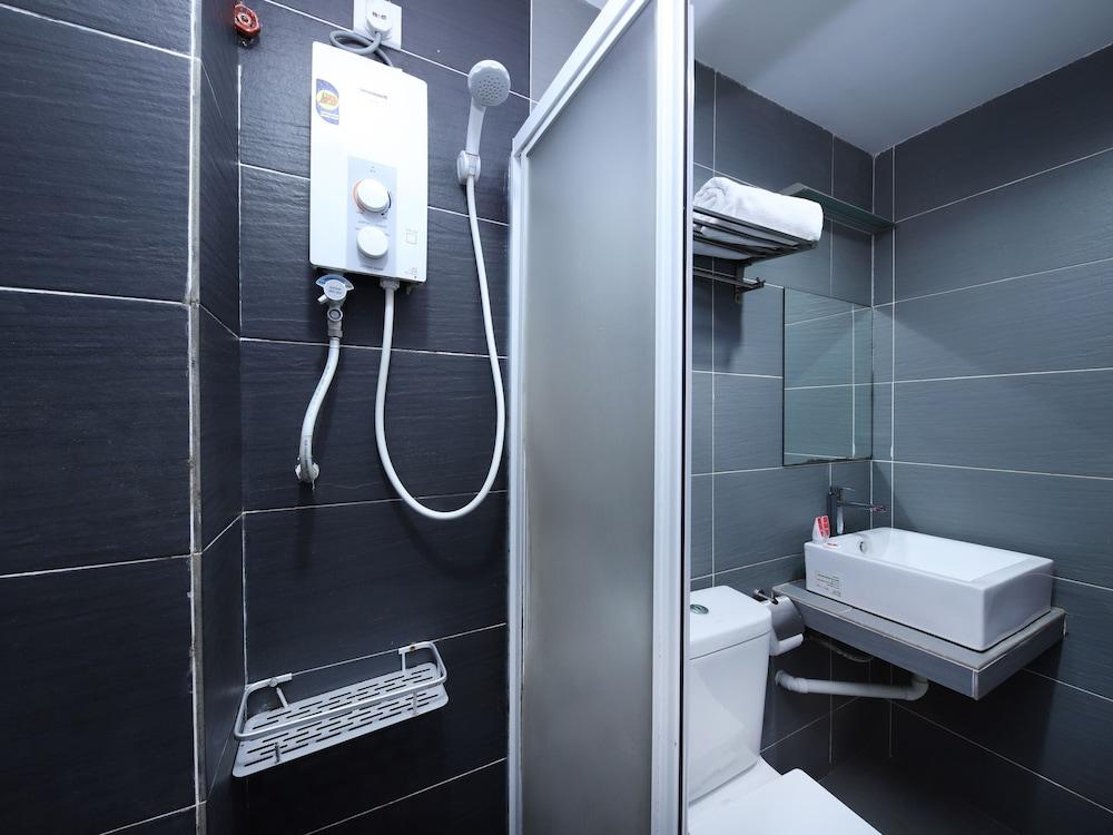 Super Oyo 246 Link Inn Johor Bahru Ngoại thất bức ảnh